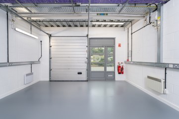 Industrial Unit in High Wycombe - photo 3